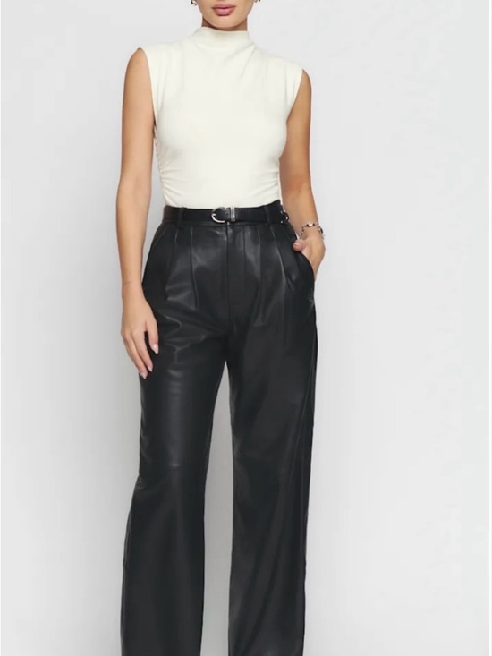 Reformation Tops - Reformation Lindy Knit Top